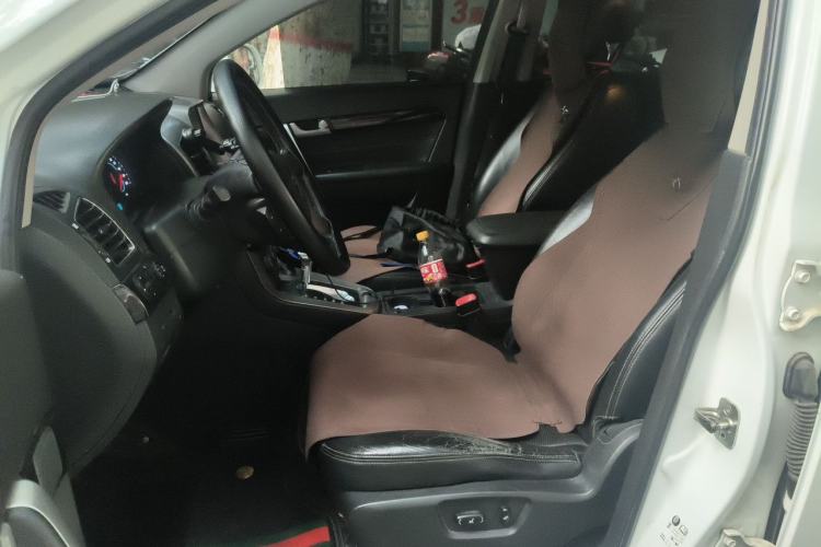 Used Chevrolet Captiva 2014 2.4L Two-Wheel Drive Urban Version 7 Seats Left Front Seat