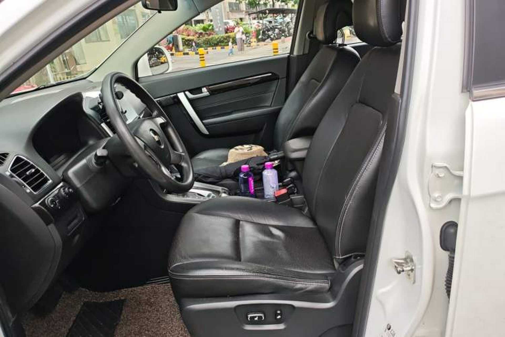 Used Chevrolet Captiva 2014 2.4L Two-Wheel Drive Urban Version 7 Seats Left Front Seat