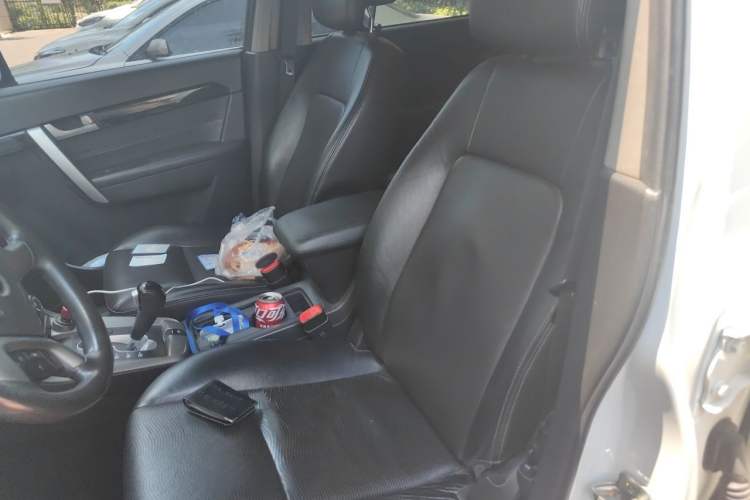 Used Chevrolet Captiva 2014 2.4L Two-Wheel Drive Urban Version 7 Seats Left Front Seat