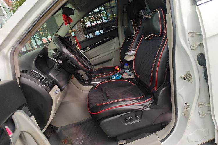 Used Chevrolet Captiva 2014 2.4L 4x4 Luxury Edition 5 Seats Left Front Seat