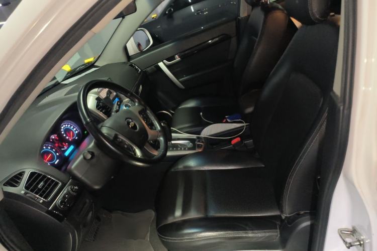 Used Chevrolet Captiva 2014 2.4L 4x4 Flagship Edition 7 Seats Left Front Seat