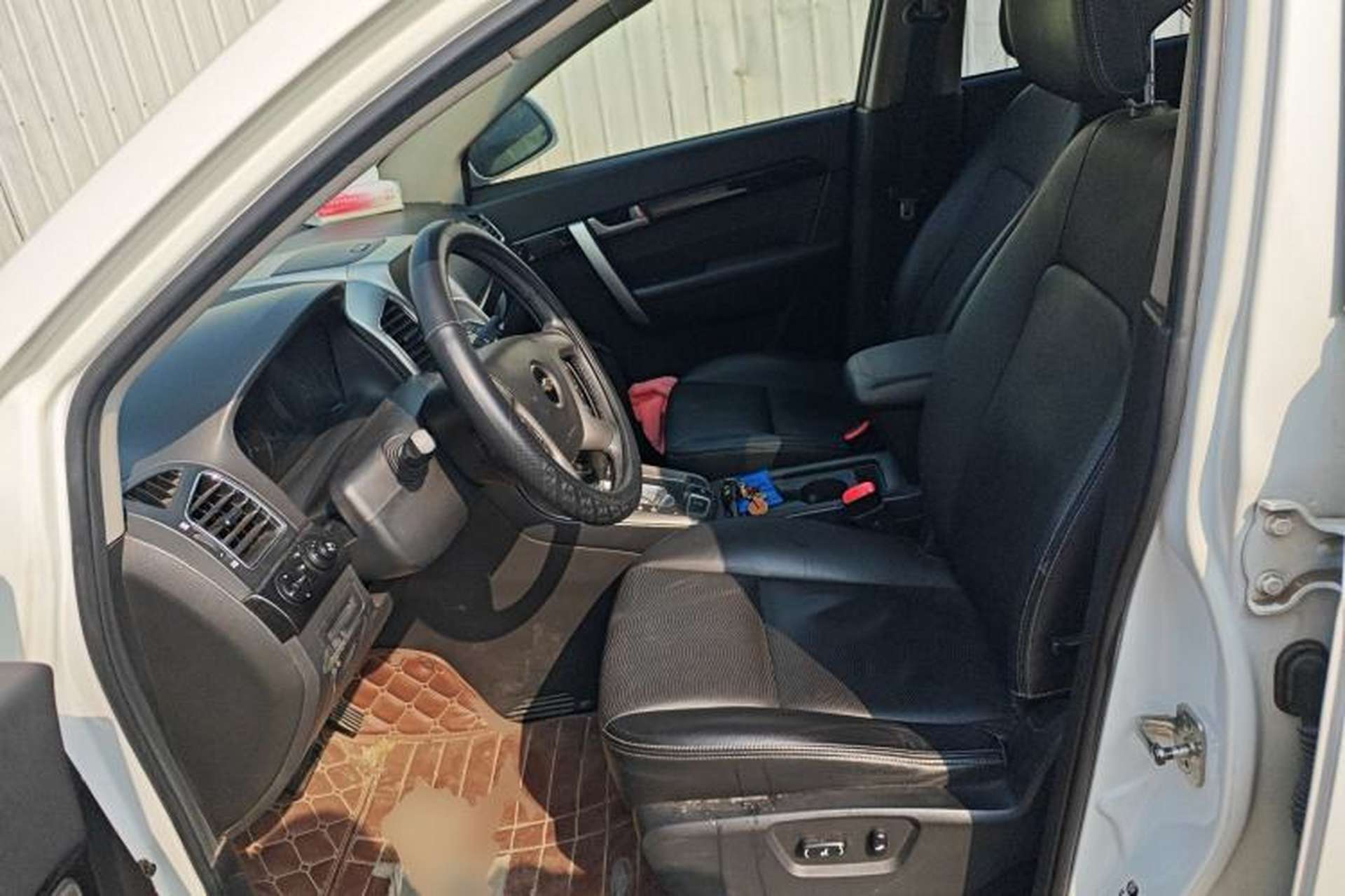 Used Chevrolet Captiva 2014 2.4L 4x4 Flagship Edition 7 Seats Left Front Seat