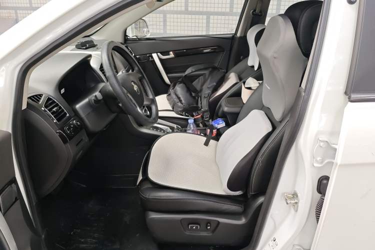 Used Chevrolet Captiva 2014 2.4L 4x4 Flagship Edition 7 Seats Left Front Seat