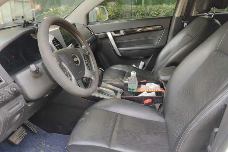 Used Chevrolet Captiva 2014 2.4L Two-Wheel Drive Urban Version 7 Seats Left Front Seat