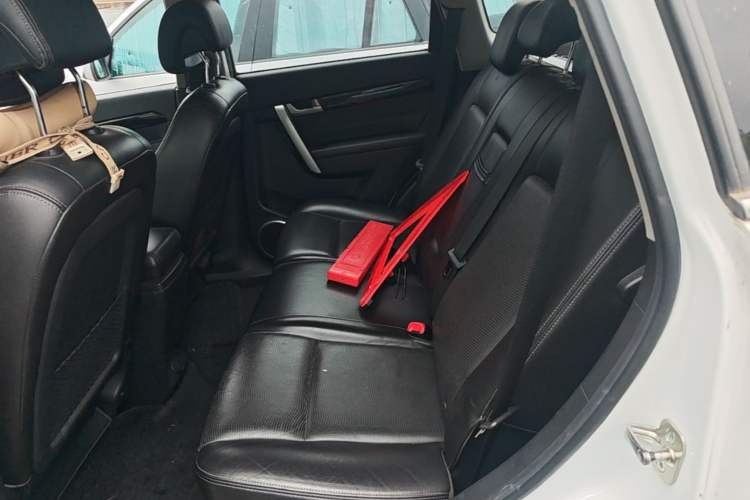 Used Chevrolet Captiva 2014 2.4L 4x4 Flagship Edition 7 Seats Left Rear Seat