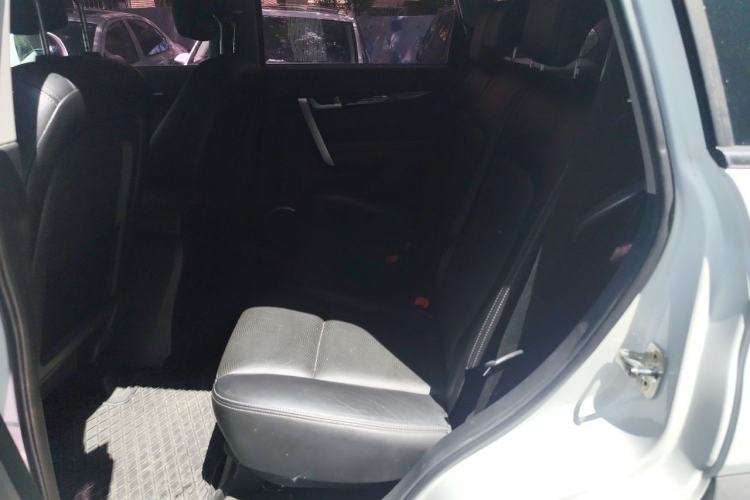 Used Chevrolet Captiva 2014 2.4L 4x4 Flagship Edition 7 Seats Left Rear Seat