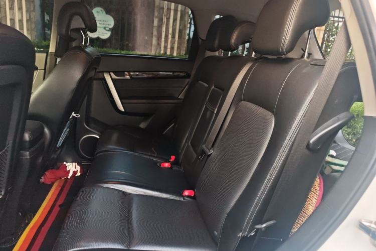 Used Chevrolet Captiva 2014 2.4L 4x4 Flagship Edition 7 Seats Left Rear Seat