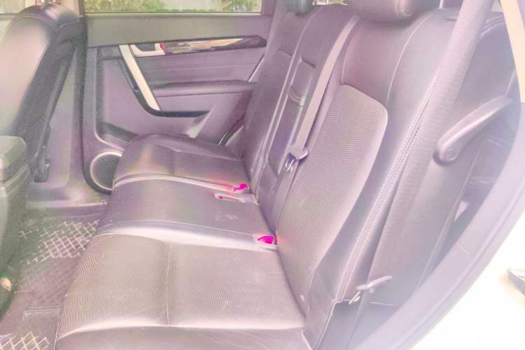 Used Chevrolet Captiva 2014 2.4L 4x4 Flagship Edition 7 Seats Left Rear Seat