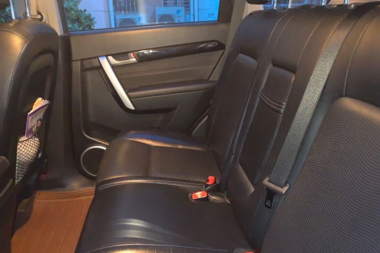 Used Chevrolet Captiva 2014 2.4L 4x4 Flagship Edition 7 Seats Left Rear Seat