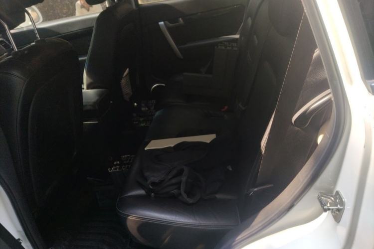 Used Chevrolet Captiva 2014 2.4L 4x4 Flagship Edition 7 Seats Left Rear Seat