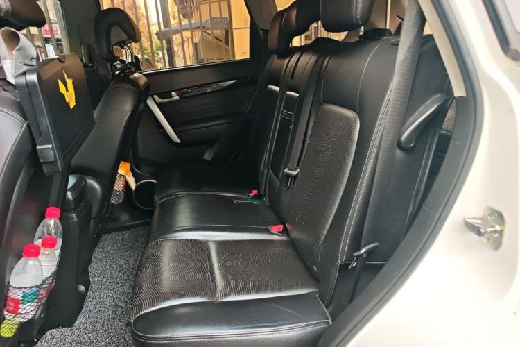 Used Chevrolet Captiva 2014 2.4L 4x4 Flagship Edition 7 Seats Left Rear Seat