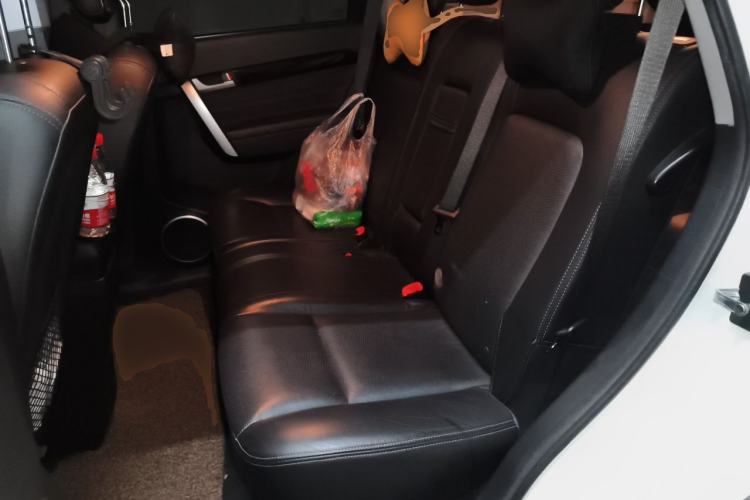 Used Chevrolet Captiva 2014 2.4L 4x4 Flagship Edition 7 Seats Left Rear Seat