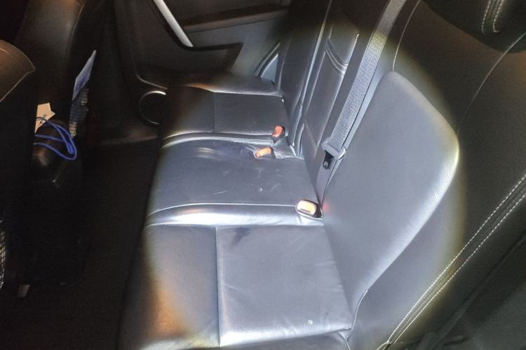 Used Chevrolet Captiva 2014 2.4L 4x4 Flagship Edition 7 Seats Left Rear Seat