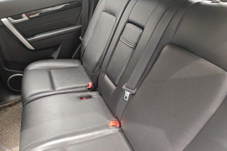 Used Chevrolet Captiva 2014 2.4L 4x4 Flagship Edition 7 Seats Left Rear Seat