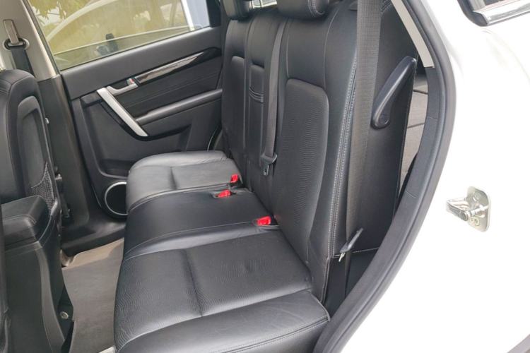 Used Chevrolet Captiva 2014 2.4L 4x4 Flagship Edition 7 Seats Left Rear Seat