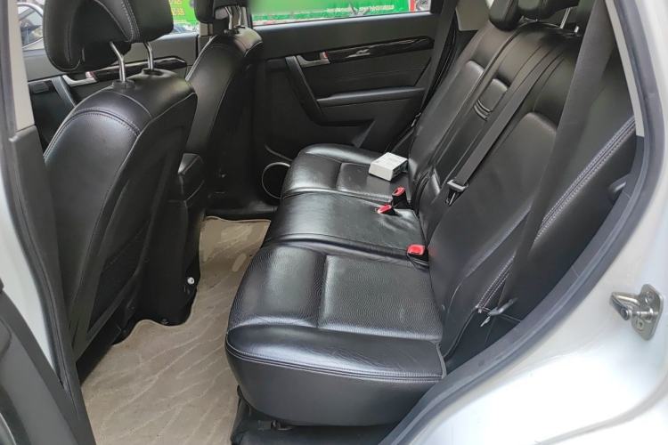 Used Chevrolet Captiva 2014 2.4L 4x4 Flagship Edition 7 Seats Left Rear Seat