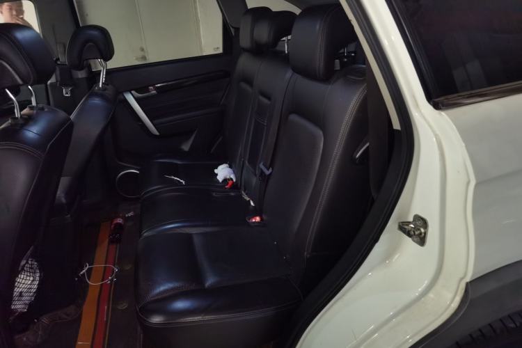 Used Chevrolet Captiva 2014 2.4L 4x4 Flagship Edition 7 Seats Left Rear Seat