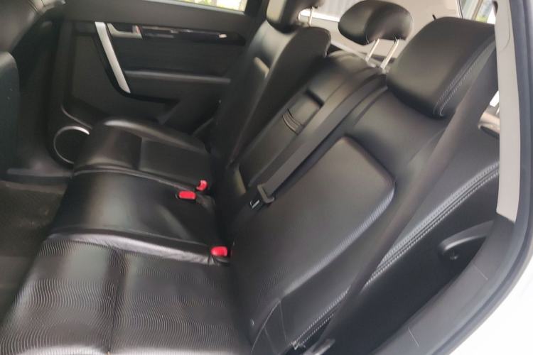 Used Chevrolet Captiva 2014 2.4L 4x4 Flagship Edition 7 Seats Left Rear Seat