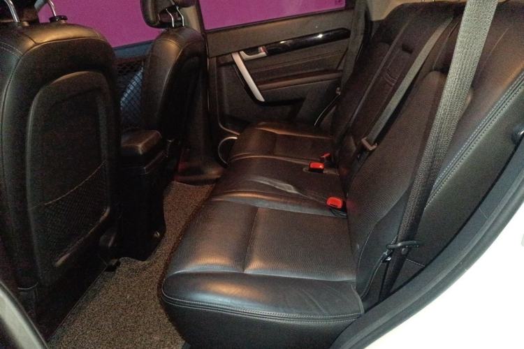 Used Chevrolet Captiva 2014 2.4L 4x4 Flagship Edition 7 Seats Left Rear Seat