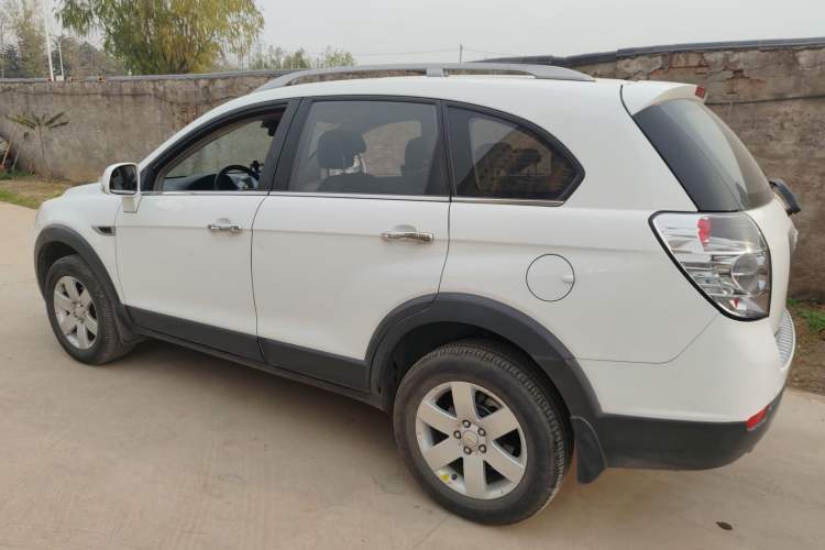 Used Chevrolet Captiva 2014 2.4L Two-Wheel Drive City Edition 5 Seats Left Side
