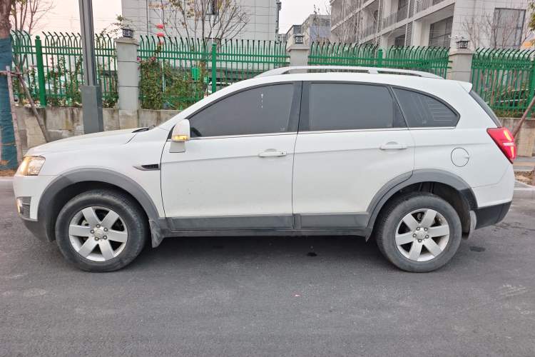 Used Chevrolet Captiva 2014 2.4L Two-Wheel Drive City Edition 5 Seats Left Side