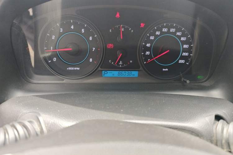 Used Chevrolet Captiva 2014 2.4L Two-Wheel Drive City Edition 5 Seats Odometer Close Up