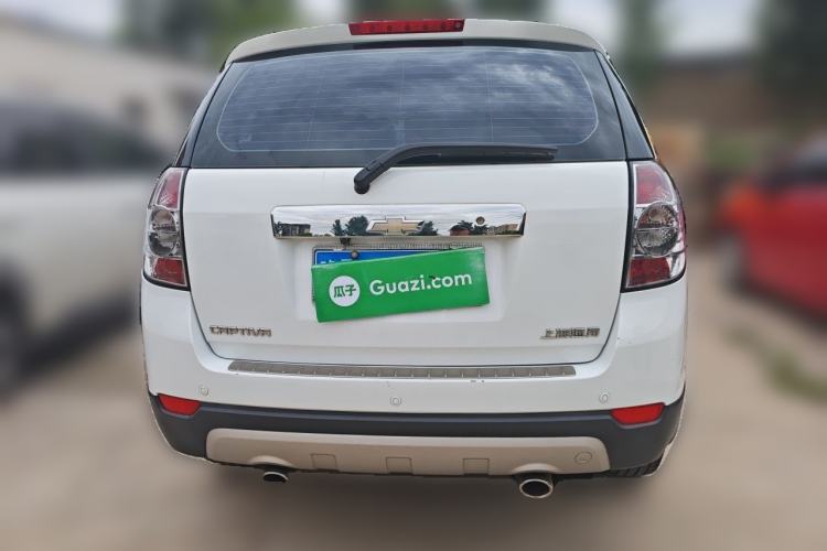 Used Chevrolet Captiva 2014 2.4L Two-Wheel Drive Urban Version 7 Seats Rear