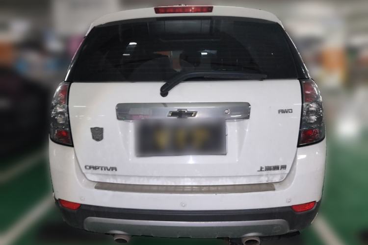 Used Chevrolet Captiva 2014 2.4L 4x4 Flagship Edition 7 Seats Rear