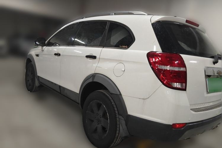Used Chevrolet Captiva 2014 2.4L Two-Wheel Drive Urban Version 7 Seats Rear Left 45 Deg