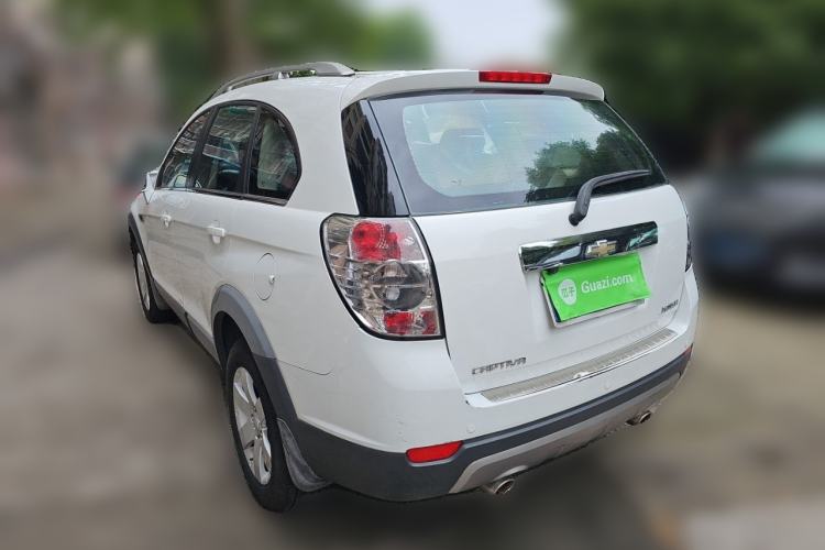 Used Chevrolet Captiva 2014 2.4L Two-Wheel Drive Urban Version 7 Seats Rear Left 45 Deg
