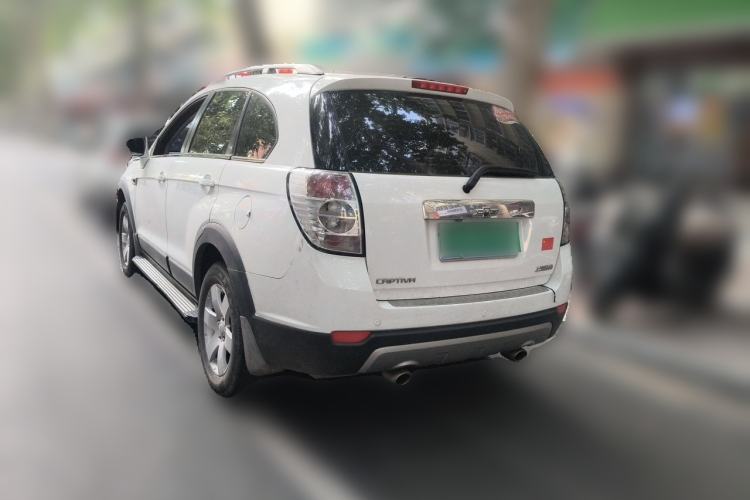 Used Chevrolet Captiva 2014 2.4L Two-Wheel Drive Urban Version 7 Seats Rear Left 45 Deg