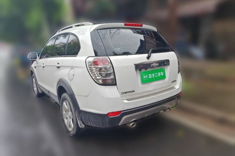 Used Chevrolet Captiva 2014 2.4L Two-Wheel Drive Urban Version 7 Seats Rear Left 45 Deg