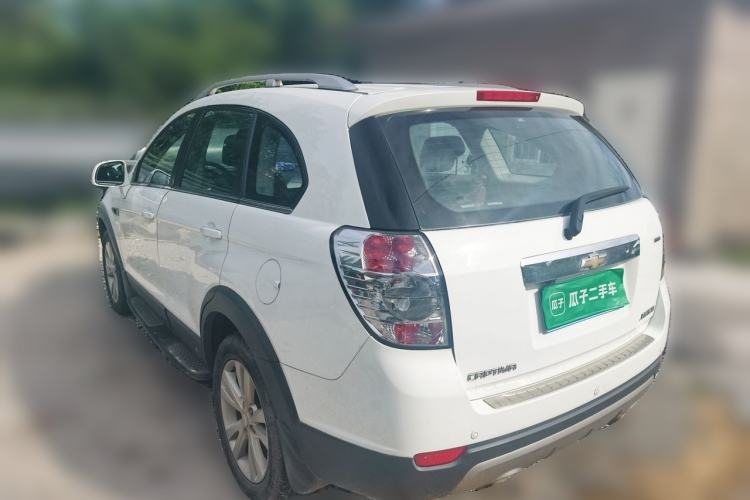 Used Chevrolet Captiva 2014 2.4L Two-Wheel Drive Urban Version 7 Seats Rear Left 45 Deg
