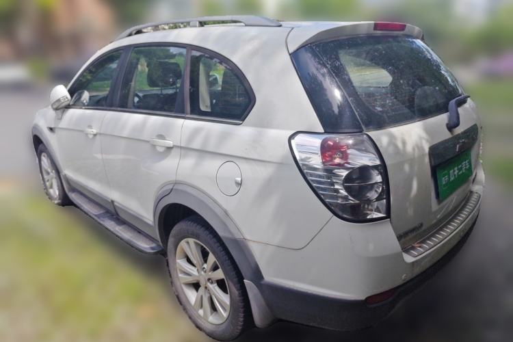 Used Chevrolet Captiva 2014 2.4L 4x4 Flagship Edition 7 Seats Rear Left 45 Deg