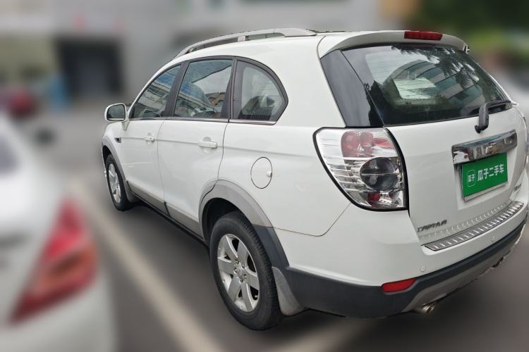 Used Chevrolet Captiva 2014 2.4L Two-Wheel Drive Urban Version 7 Seats Rear Left 45 Deg