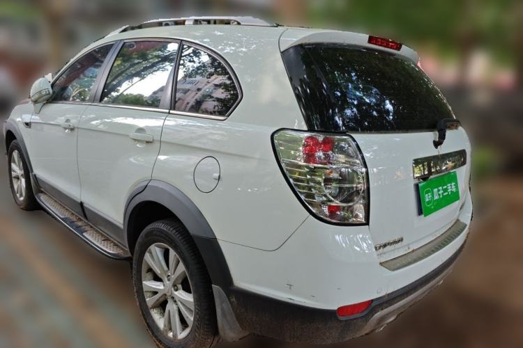 Used Chevrolet Captiva 2014 2.4L 4x4 Flagship Edition 7 Seats Rear Left 45 Deg