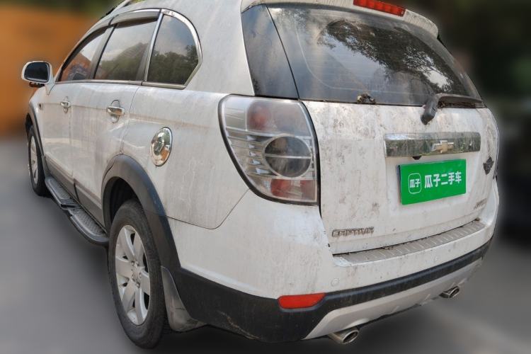 Used Chevrolet Captiva 2014 2.4L Two-Wheel Drive Urban Version 7 Seats Rear Left 45 Deg