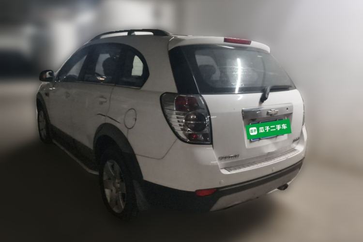Used Chevrolet Captiva 2014 2.4L Two-Wheel Drive Urban Version 7 Seats Rear Left 45 Deg