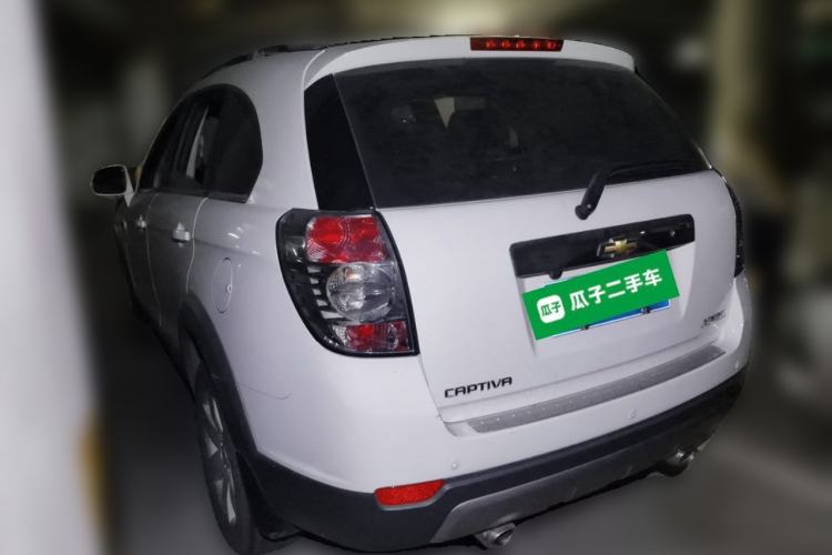 Used Chevrolet Captiva 2014 2.4L Two-Wheel Drive Urban Version 7 Seats Rear Left 45 Deg