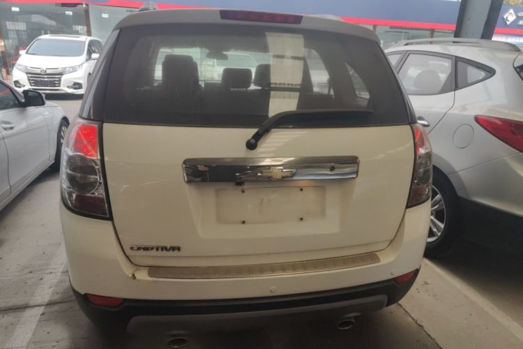 Used Chevrolet Captiva 2014 2.4L Two-Wheel Drive Urban Version 7 Seats Rear