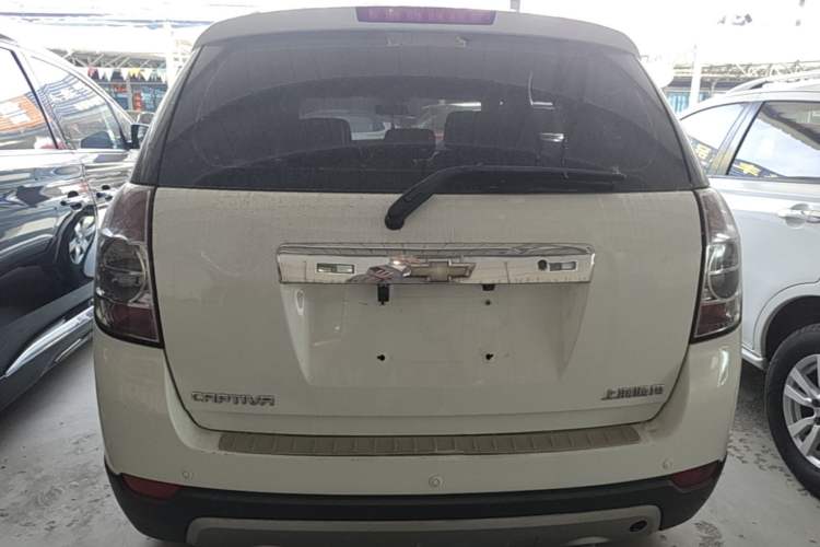 Used Chevrolet Captiva 2014 2.4L Two-Wheel Drive Urban Version 7 Seats Rear