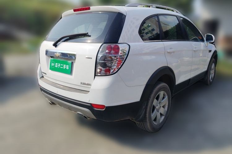 Used Chevrolet Captiva 2014 2.4L 4x4 Luxury Edition 5 Seats Rear Right 45 Deg