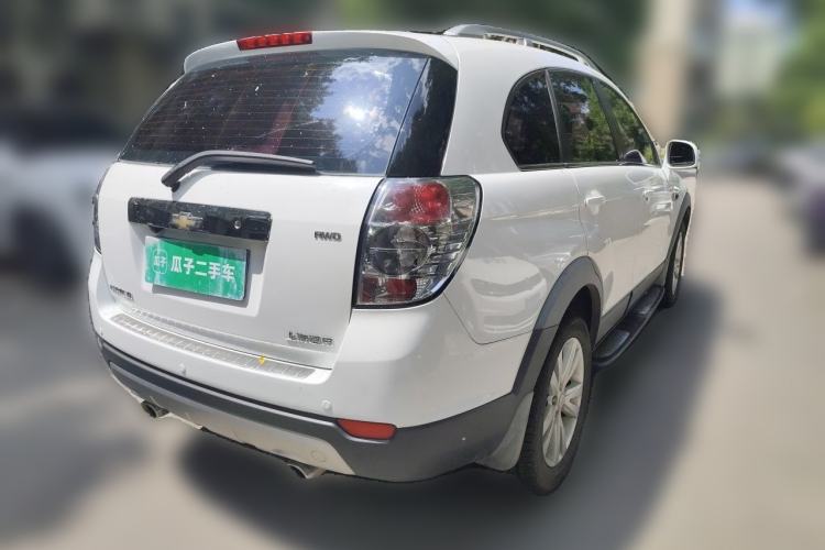 Used Chevrolet Captiva 2014 2.4L 4x4 Flagship Edition 7 Seats Rear Right 45 Deg