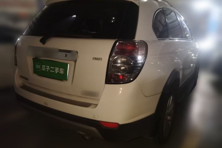 Used Chevrolet Captiva 2014 2.4L 4x4 Flagship Edition 7 Seats Rear Right 45 Deg
