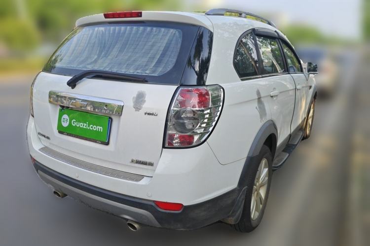 Used Chevrolet Captiva 2014 2.4L 4x4 Flagship Edition 7 Seats Rear Right 45 Deg