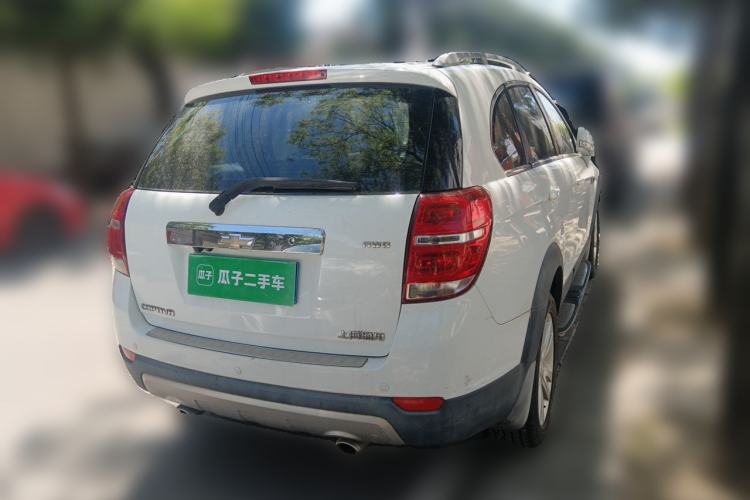 Used Chevrolet Captiva 2014 2.4L 4x4 Flagship Edition 7 Seats Rear Right 45 Deg