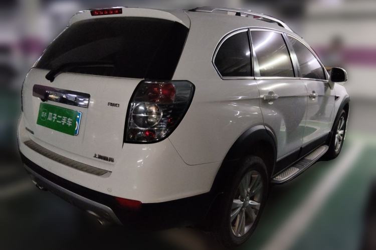 Used Chevrolet Captiva 2014 2.4L 4x4 Flagship Edition 7 Seats Rear Right 45 Deg