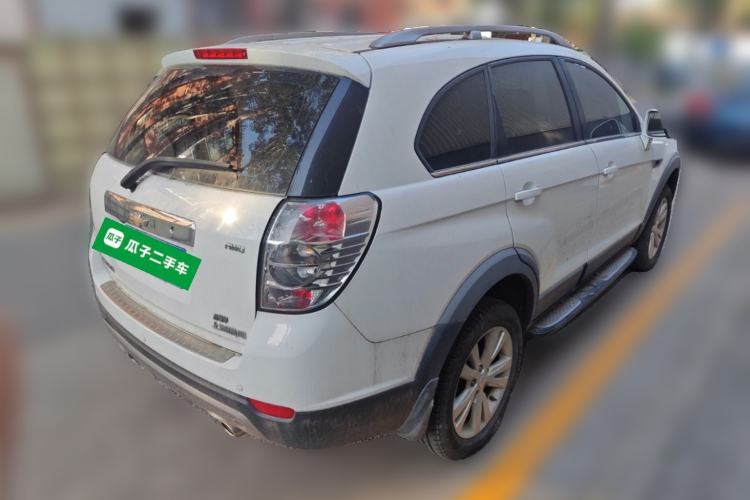 Used Chevrolet Captiva 2014 2.4L 4x4 Flagship Edition 7 Seats Rear Right 45 Deg