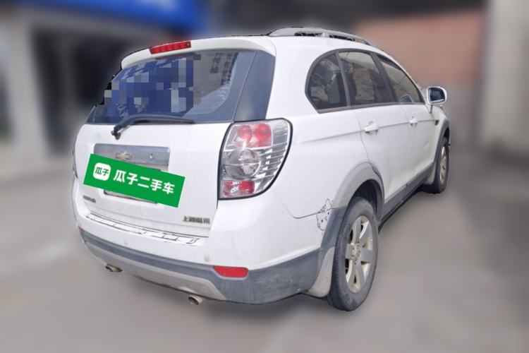 Used Chevrolet Captiva 2014 2.4L Two-Wheel Drive Urban Version 7 Seats Rear Right 45 Deg
