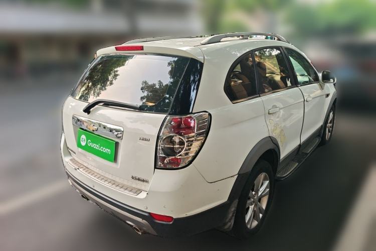 Used Chevrolet Captiva 2014 2.4L 4x4 Flagship Edition 7 Seats Rear Right 45 Deg